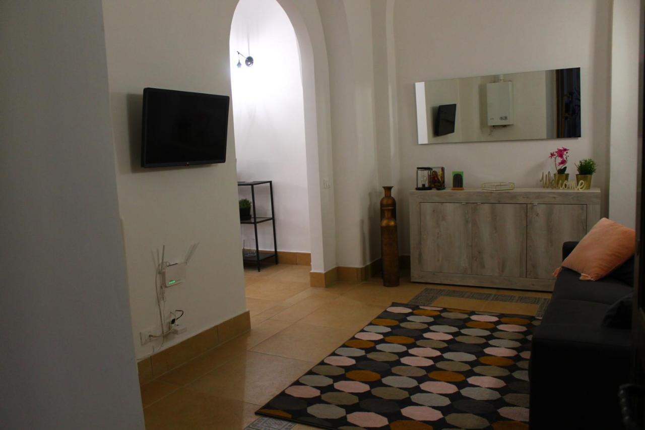 Exclusive Central Apartment 48 Rome Bagian luar foto